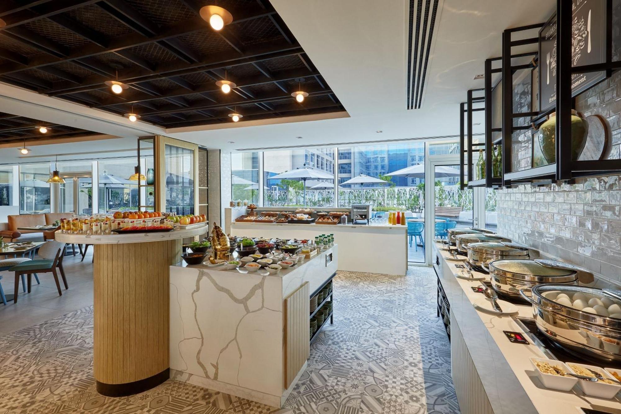 Courtyard By Marriott Jubail Hotel ภายนอก รูปภาพ